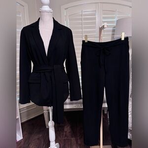 New York & Company Black Tie-Waist Blazer with Drawstring Pants